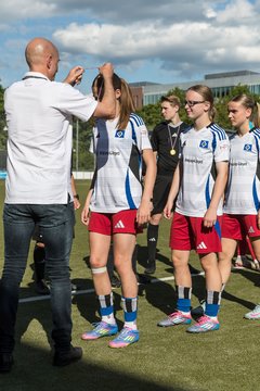 Bild 126 - wBJ Lotto Pokal Finale  Eimsbuetteler TV - Hamburger SV : Ergebnis: 0:3